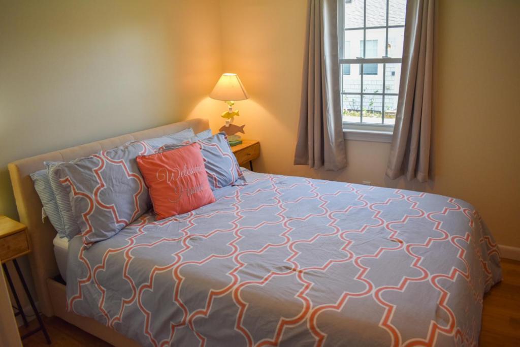 Seaside Serenity, Just A Block /0.1 Mile Away From The Beach Yarmouth Port Exterior foto