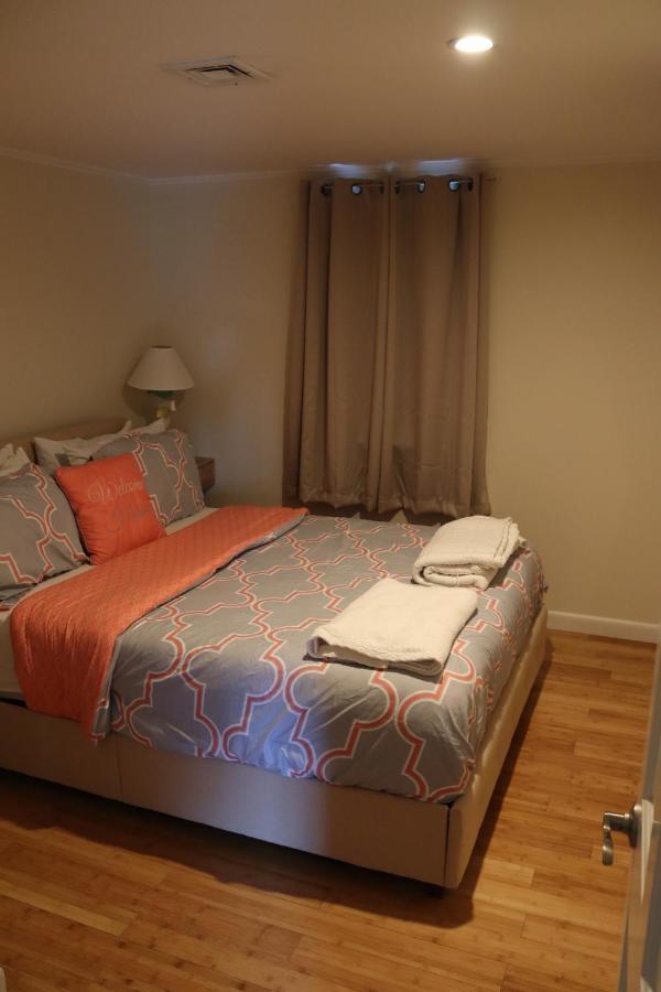 Seaside Serenity, Just A Block /0.1 Mile Away From The Beach Yarmouth Port Exterior foto